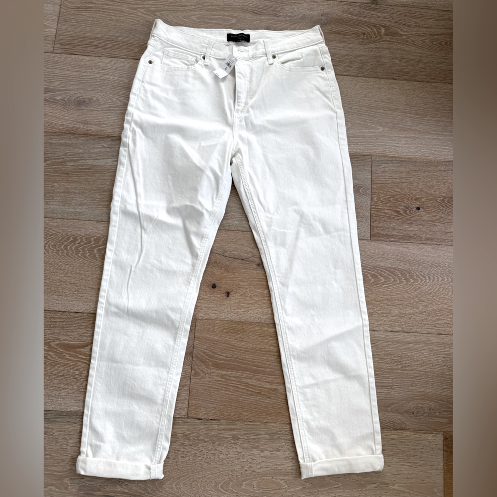 Banana Republic New White Girlfriend Jeans 30T